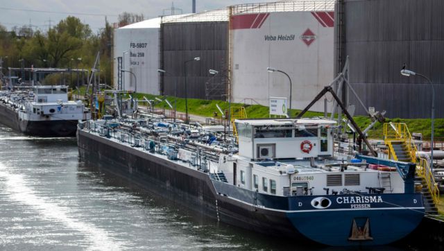 Dollar Trumped: Russia wants all cross-border trade with India settled in rupee, ruble Dollar Trumped: Russia wants all cross-border trade with India settled in rupee, ruble