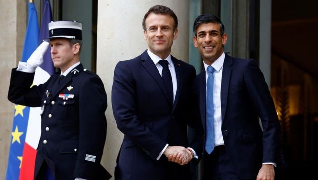 France and Britain agree to new $577 million deal to stop migrants from crossing English Channel France and Britain agree to new $577 million deal to stop migrants from crossing English Channel