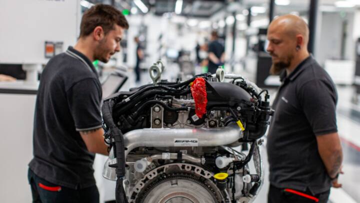 The ICE lives on: EU won’t ban sale of ICE cars, to phase out of CO2-emitting cars by 2035