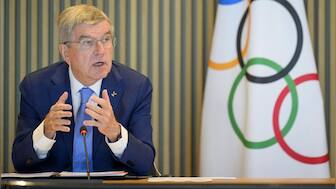 Fencers write to IOC chief Thomas Bach to uphold ban on Russian, Belarusian athletes