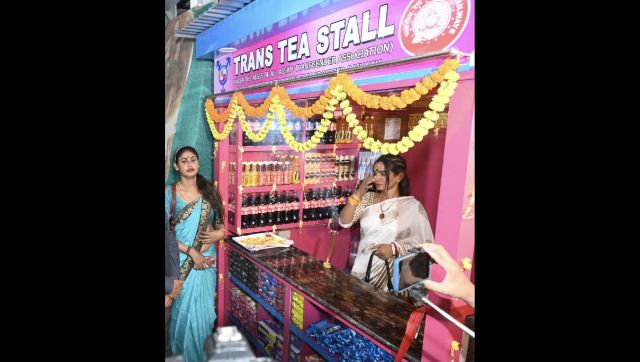 Anand Mahindra lauds Indian Railways' Trans Tea Stall initiative, shares post Anand Mahindra lauds Indian Railways' Trans Tea Stall initiative, shares post