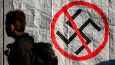 Australia: New law on 'hate symbols' to ban Nazi salute in Queensland