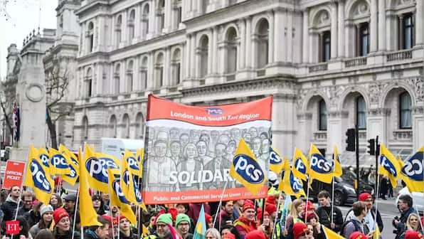 UK economic crisis to deepen as passport staff go on five-week strike amid approaching vacations
