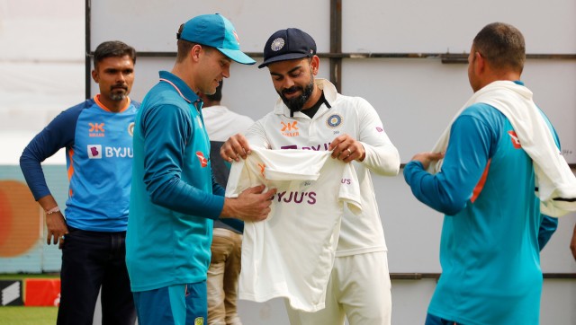 Watch video: Virat Kohli gifts jersey to Usman Khawaja and Alex Carey after final India-Australia Test Watch video: Virat Kohli gifts jersey to Usman Khawaja and Alex Carey after final India-Australia Test