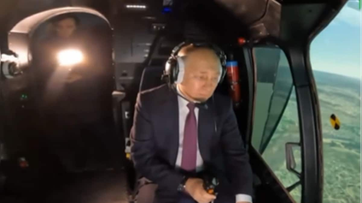 WATCH: Russia President Vladimir Putin tests helicopter simulator during visit to aircraft factory – Firstpost