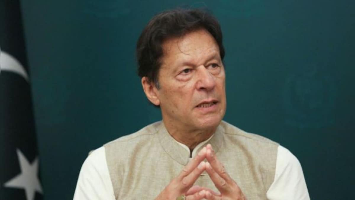 Pakistan: Army chief supports ex-PM Imran Khan's arrest to "end his political career," says report