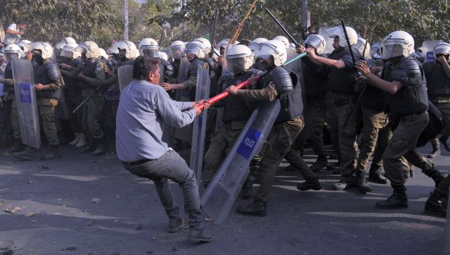 Toshakhana case: How Imran Khan continues to dodge arrests with the help of his ‘violent’ supporters Toshakhana case: How Imran Khan continues to dodge arrests with the help of his ‘violent’ supporters