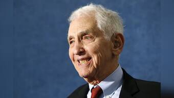 Pentagon Papers whistleblower Daniel Ellsberg diagnosed with terminal cancer