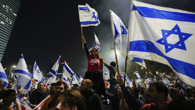 How Israel’s political crisis has deepened as protests intensify over judicial reforms How Israel’s political crisis has deepened as protests intensify over judicial reforms
