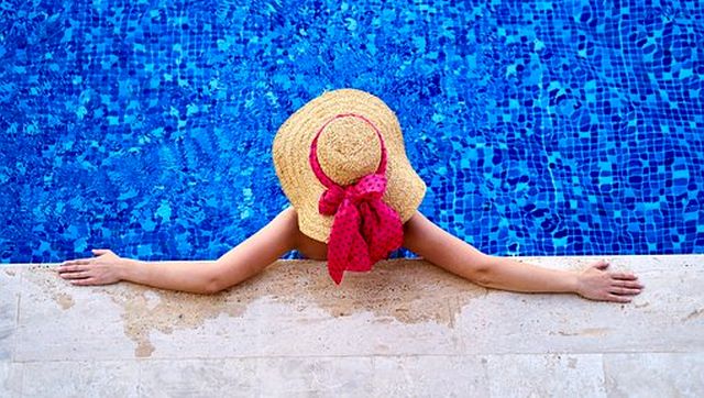 Berlin to allow women go topless at public pools: Germany’s brush with nudism and free body culture Berlin to allow women go topless at public pools: Germany’s brush with nudism and free body culture