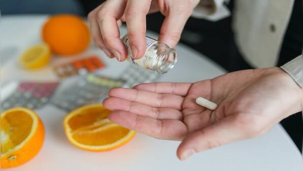 Texas judge to consider banning abortion pill in US