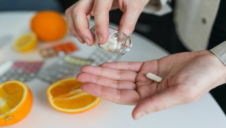 Texas judge to consider banning abortion pill in US