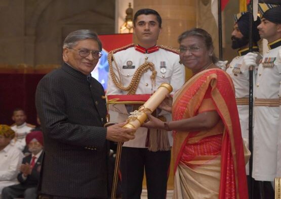 Padma Awards: Ex-Karnataka CM SM Krishna, industrialist KM Birla & late Rakesh Jhunjhunwala among those honoured Padma Awards: Ex-Karnataka CM SM Krishna, industrialist KM Birla & late Rakesh Jhunjhunwala among those honoured
