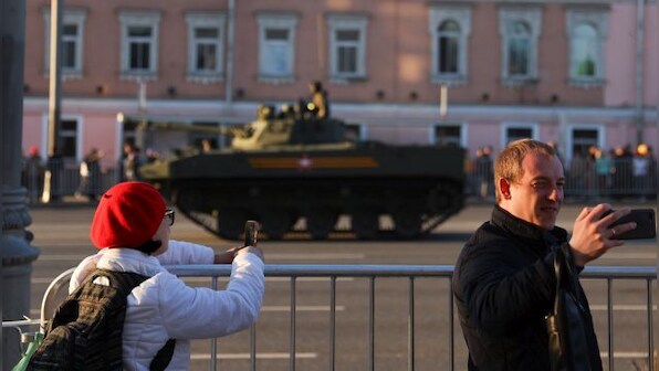 Big Beijing Steps In: How Chinese brands are replacing iPhones and Audis in Russia’s sanction-hit economy