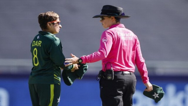 Pakistan name Nida Dar as women's cricket team captain, Mark Coles as coach Pakistan name Nida Dar as women's cricket team captain, Mark Coles as coach