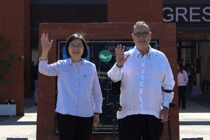 Guatemalan president announces trip to Taiwan amid tensions over China