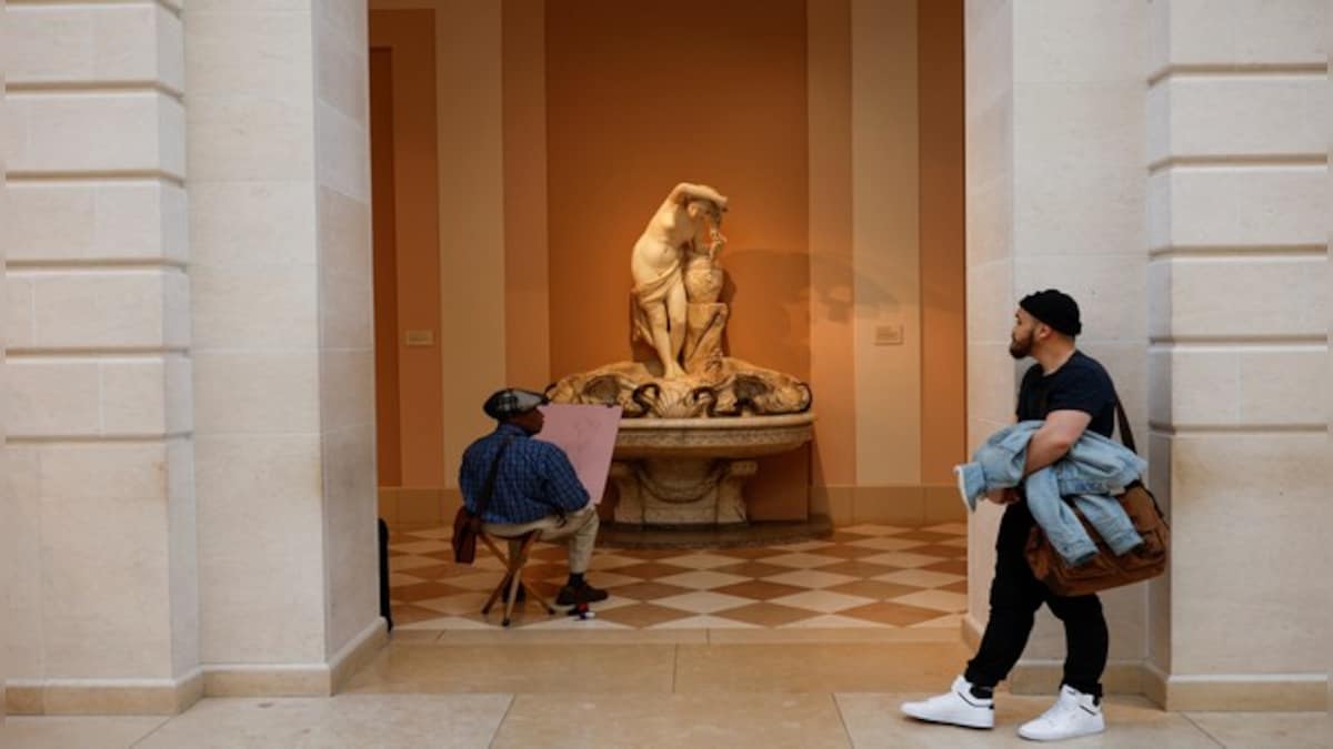 Metropolitan Museum of Art to return 15 smuggled sculptures to India