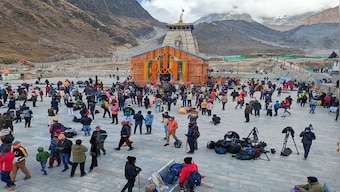 Chardham Yatra halts in Srinagar due to bad weather in Kedarnath