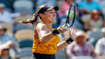 Top-seeded Jessica Pegula rallies to reach Charleston Open quarter-finals