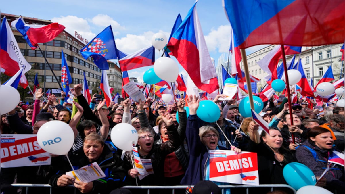 Thousands turn out for anti-government protest in Czech capital