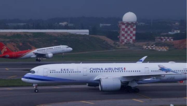 China chokes Taiwan civilian airspace