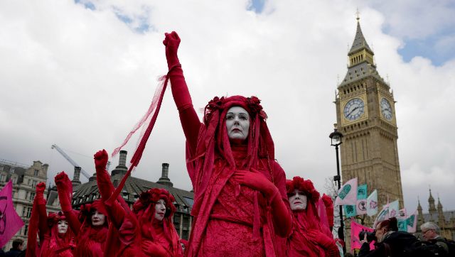 Just Stop Oil climate protesters jailed for three years for scaling Queen Elizabeth II Bridge, causing traffic delays Just Stop Oil climate protesters jailed for three years for scaling Queen Elizabeth II Bridge, causing traffic delays