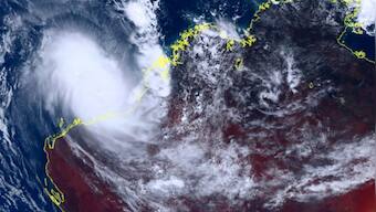 Australia braces for most powerful cyclone in eight years