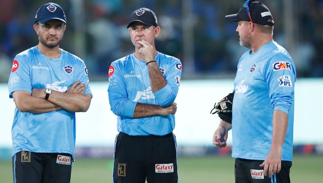 IPL 2023: Ponting, Ganguly slammed for holding back Axar Patel in DC's defeat to SRH IPL 2023: Ponting, Ganguly slammed for holding back Axar Patel in DC's defeat to SRH