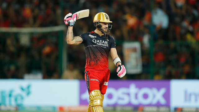 Watch: Faf du Plessis smashes ball out of M Chinnaswamy Stadium with a monster 115-metre six Watch: Faf du Plessis smashes ball out of M Chinnaswamy Stadium with a monster 115-metre six