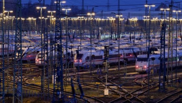 German rail travel to come to a halt on Friday as unions announce nationwide strike