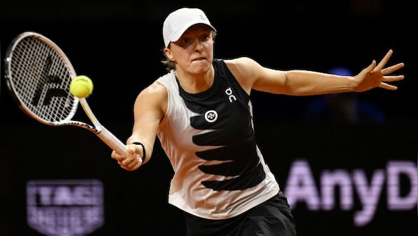 Stuttgart Open: Iga Swiatek sets up semi-final against Ons Jabeur; Aryna Sabalenka beats Paula Badosa
