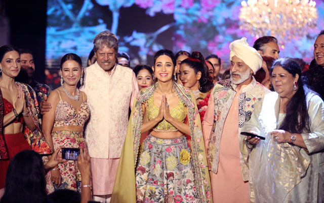 KHUSHII NGO by Kapil Dev commemorates its 20th anniversary with a gratitude evening, Karisma Kapoor walks the ramp too KHUSHII NGO by Kapil Dev commemorates its 20th anniversary with a gratitude evening, Karisma Kapoor walks the ramp too