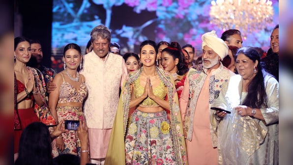 KHUSHII NGO by Kapil Dev commemorates its 20th anniversary with a gratitude evening, Karisma Kapoor walks the ramp too