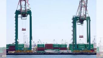 California ports close due to lack of dockworkers