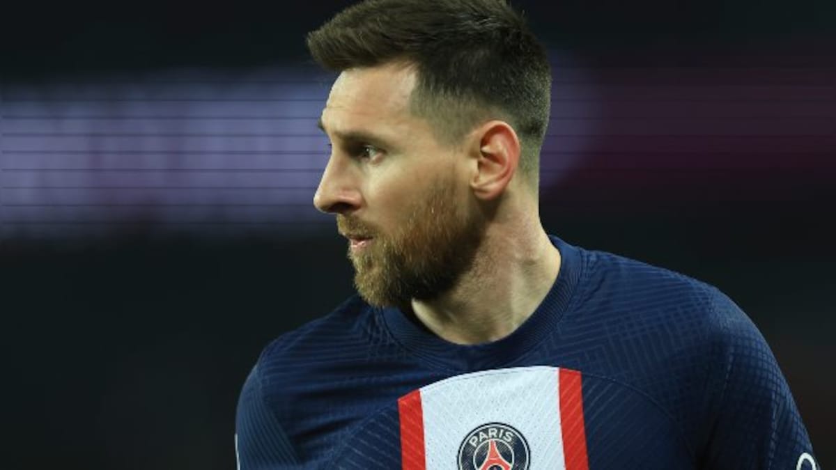 Messi jeered by fans as PSG suffer another home defeat; Monaco beat Strasbourg