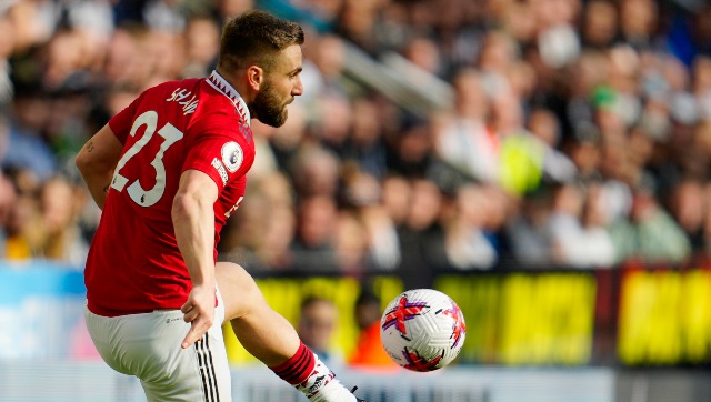 Manchester United's Luke Shaw signs contract extension until 2027 Manchester United's Luke Shaw signs contract extension until 2027