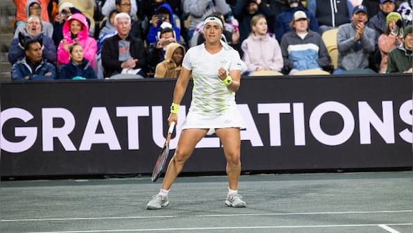 Ons Jabeur reaches Charleston Open final; Belinda Bencic vs Jessica Pegula suspended due to rain