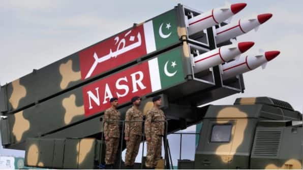 Amid war with Russia, Ukraine to import 230 containers of defence items from Pakistan in April