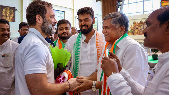 Karnataka Elections 2023: Infighting poses hurdle for Congress; sympathy vote for Rahul Gandhi not enough Karnataka Elections 2023: Infighting poses hurdle for Congress; sympathy vote for Rahul Gandhi not enough