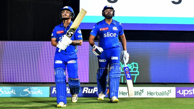 IPL 2023: Lack of batting partnerships hurting Mumbai Indians, says Sunil Gavaskar IPL 2023: Lack of batting partnerships hurting Mumbai Indians, says Sunil Gavaskar