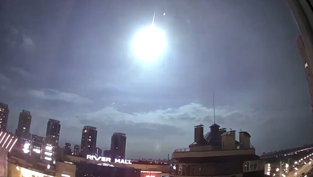 Flash of light over Kyiv sparks speculation, NASA denies involvement Flash of light over Kyiv sparks speculation, NASA denies involvement