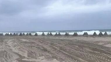 Russia shuts down tourism in Crimean beaches, prepares for war over a possible Ukraine invasion