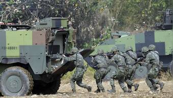 200 US military advisers reach Taiwan to beef up island's armed forces