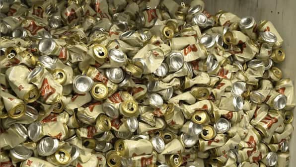 Belgium destroys over 2000 cans of Miller High Life over ‘Champaign of Beers’ slogan
