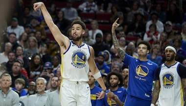 NBA: Warriors set record with 55-point first quarter in rout of Trail Blazers