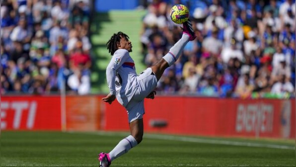 LaLiga leaders Barcelona drop more points, Atletico Madrid beat Almeria