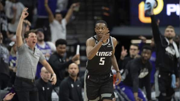 NBA: Sacramento Kings guard De'Aaron Fox named Clutch Player of the Year