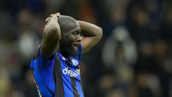 171 Juventus fans banned from stadium for Lukaku racist chants
