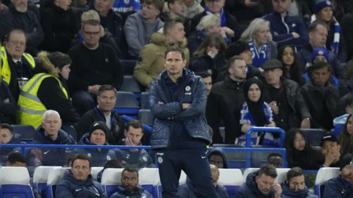 Premier League: Frank Lampard defends fuming Chelsea fans after latest defeat