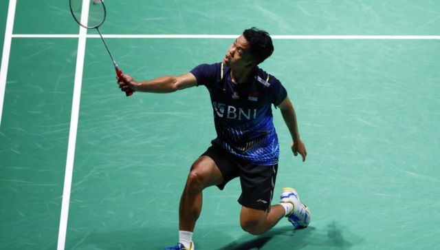 Badminton Asia Championships: World number two Anthony Sinisuka Ginting reaches singles final Badminton Asia Championships: World number two Anthony Sinisuka Ginting reaches singles final